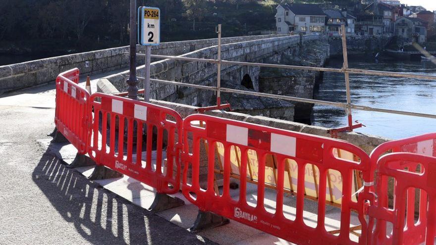 Puente de Ponte Sampaio de Pontevedra, ayer. | Gustavo Santos