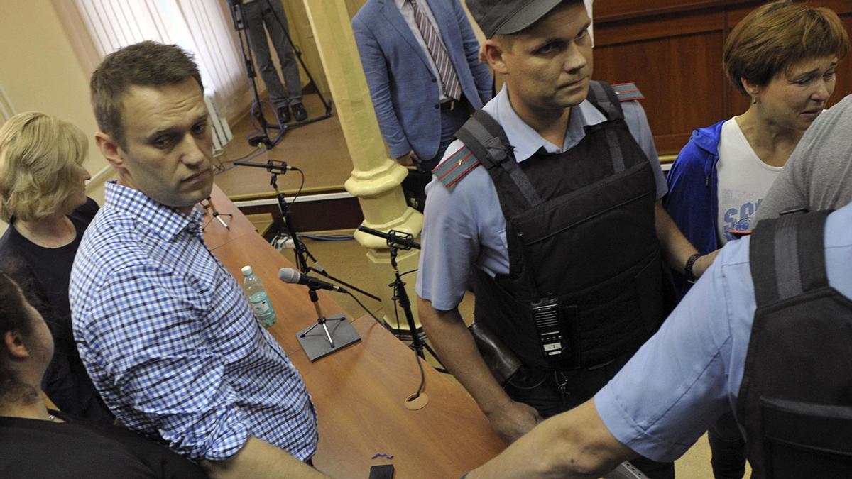 El líder opositor ruso, Alexei Navalni, durante el juicio