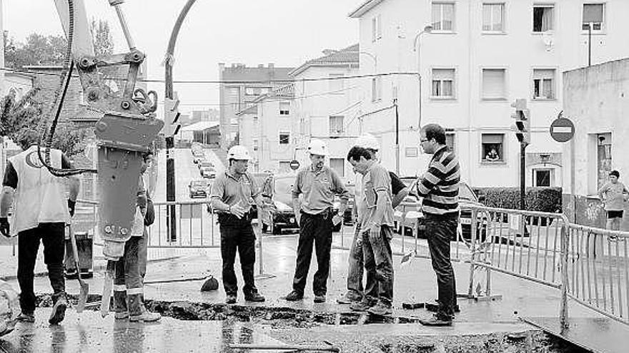 La perforación de una tubería en las obras de Salvador Allende deja sin gas a 140 vecinos