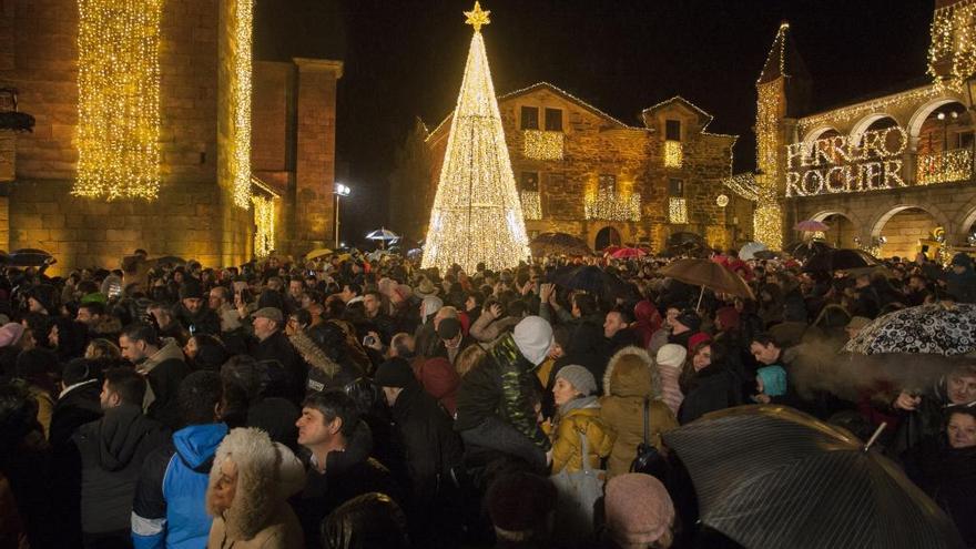 Iluminación de Ferrero Rocher en Sanabria.