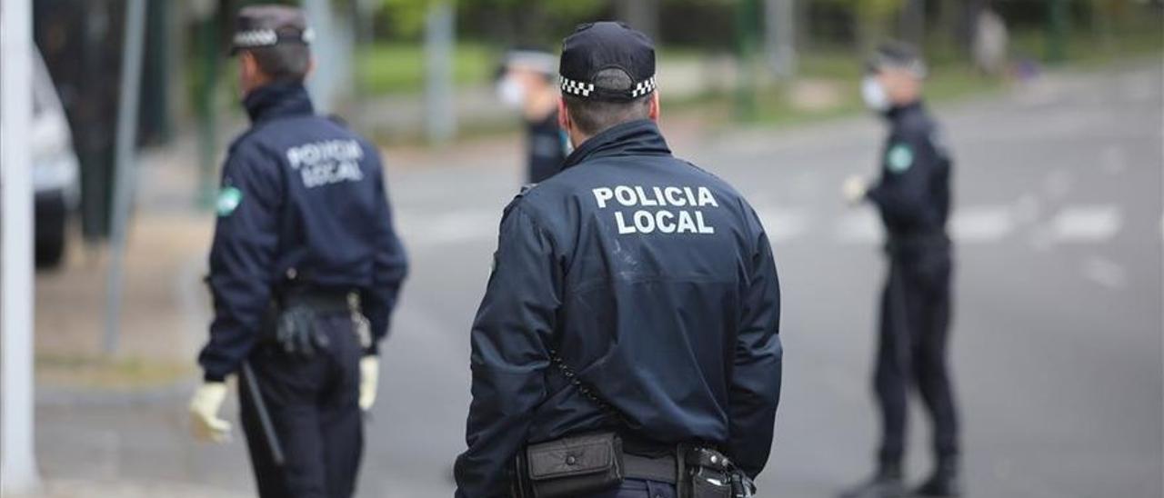 Policías locales de Córdoba.