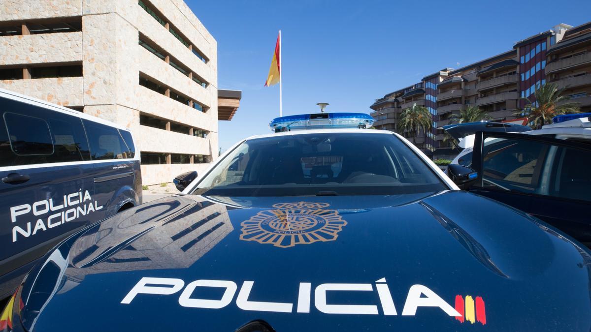 Imagen de archivo de un coche de policía de Ibiza.