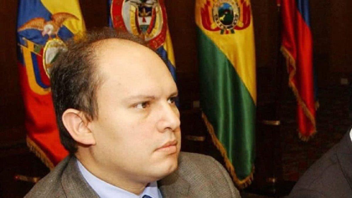 nervis villalobos nervis villalobos