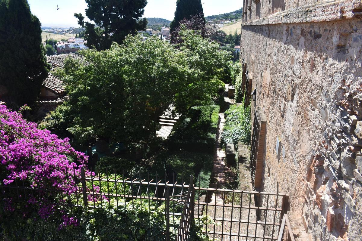 Galería | Los jardines de Cristina Ulloa de Cáceres, cerrados por seguridad