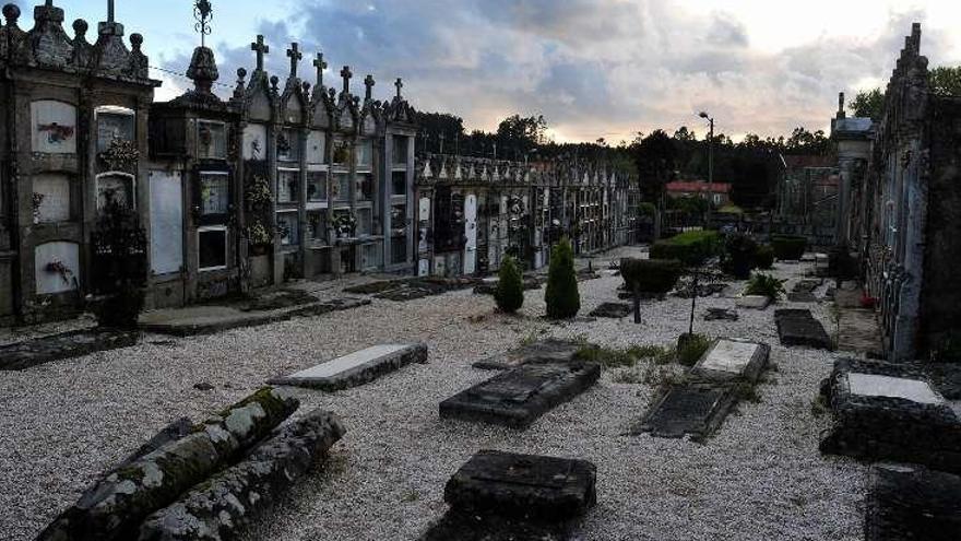 Cementerio parroquial de Rubiáns. // Iñaki Abella