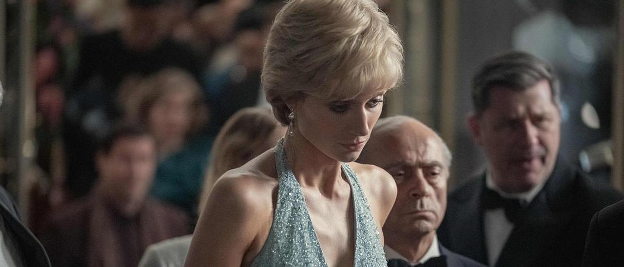 Elizabeth Debicki como Diana de Gales en &#039;The Crown&#039;.