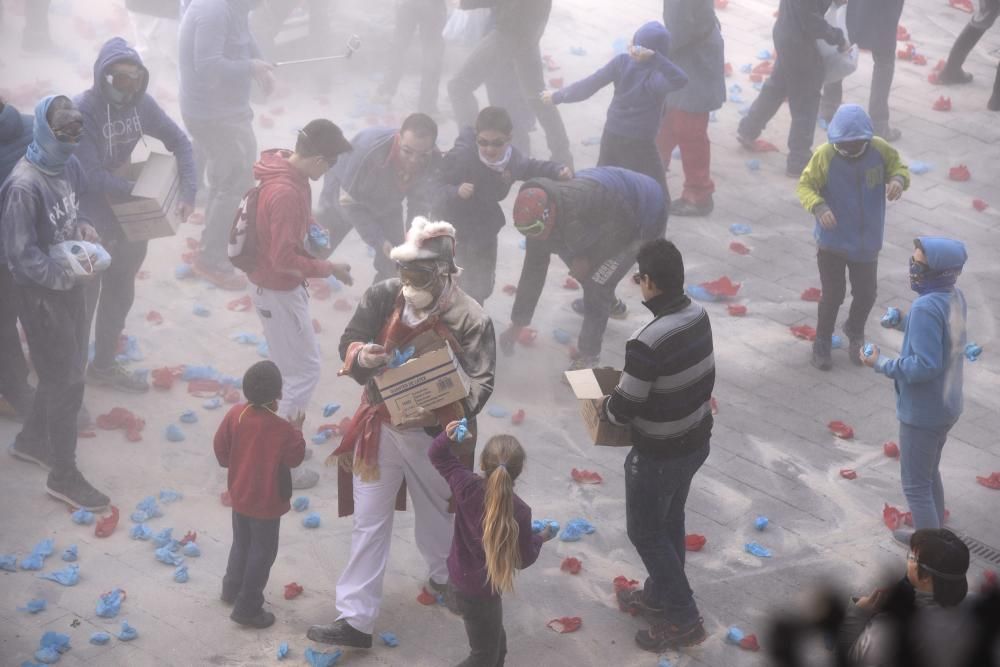 Guerra de farina al Carnaval de Berga