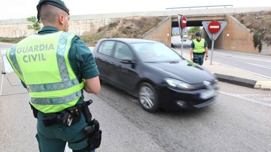 El coche del agresor de la chica en el Grao tiene matrícula extranjera