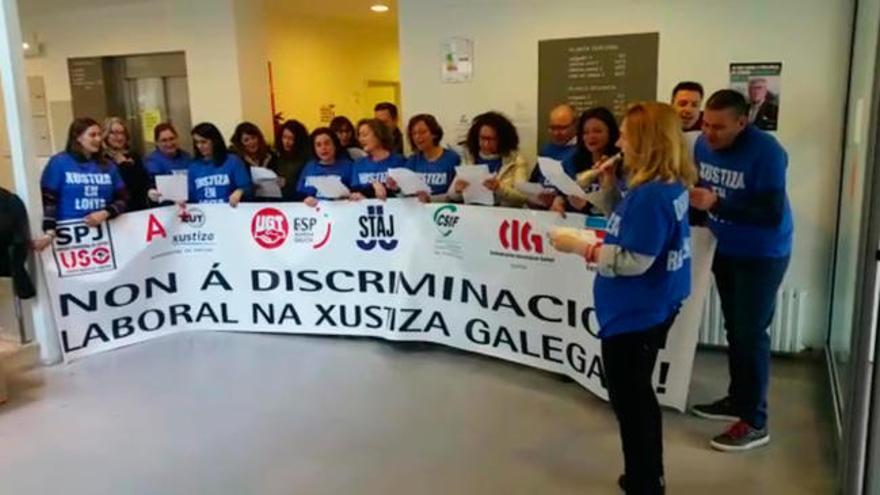 Huelga de Justicia en Galicia | Jornada de protesta en los juzgados de Cangas