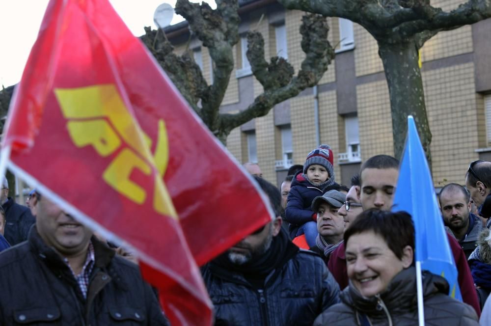 Protesta por el cierre del Pozo María Luisa