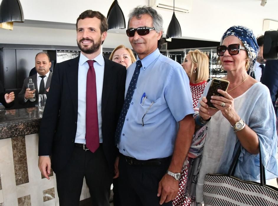 Encuentro de Pablo Casado (PP) con hoteleros en el sur de Gran Canaria