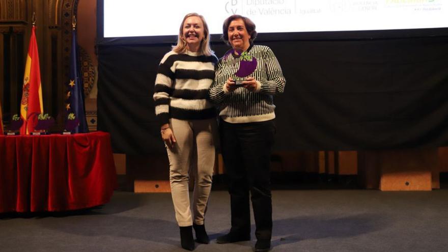 «Este premio es el de todas las mujeres que trabajan por lo público»