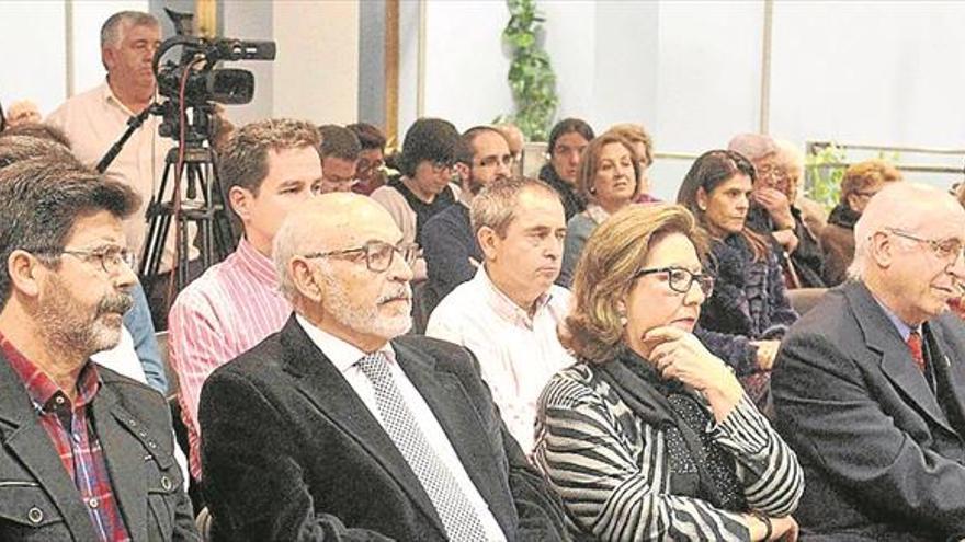 Apertura del curso escolar con un homenaje a los docentes jubilados