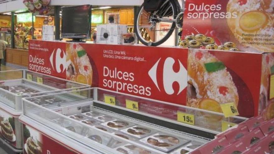 Los roscones de reyes de Carrefour de este año esconden variados premios.