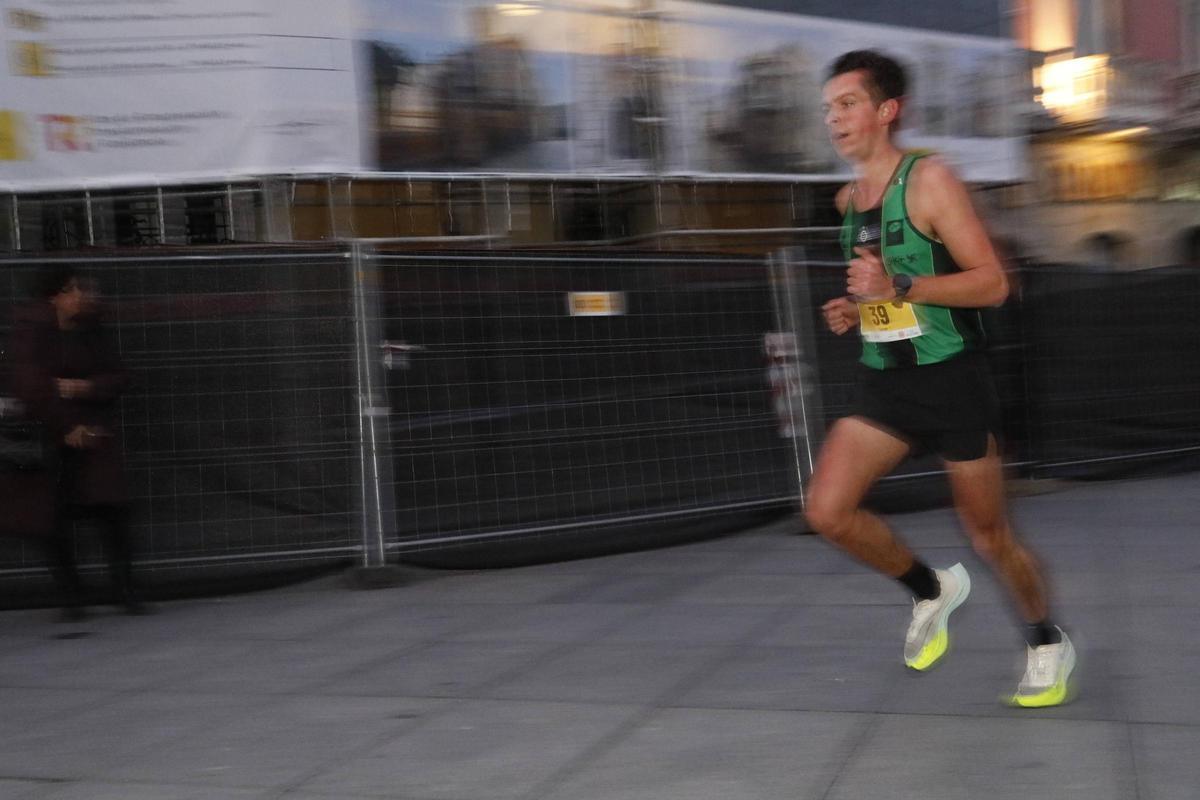 EN IMÁGENES: Así fue la San Silvestre de 2025 de Avilés