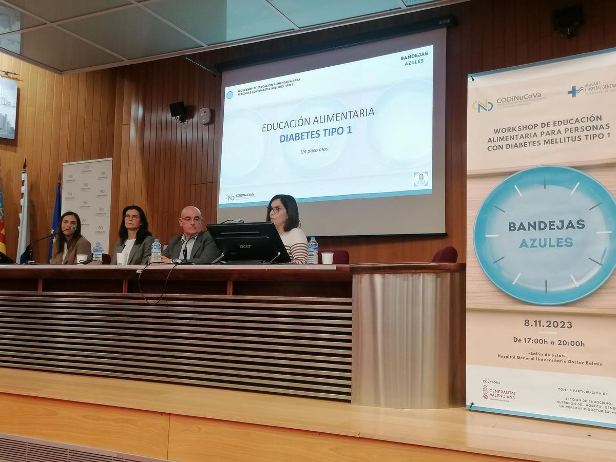 Presentación de &quot;Bandejas azules&quot; en el Hospital General de Alicante