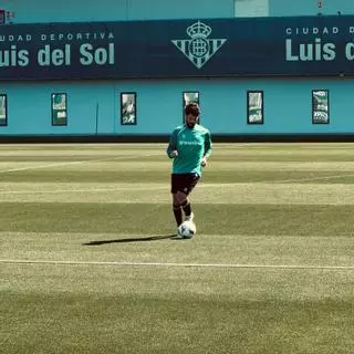Isco acumula otra sesión con el grupo en la previa del Betis-Braga y podría entrar en la convocatoria