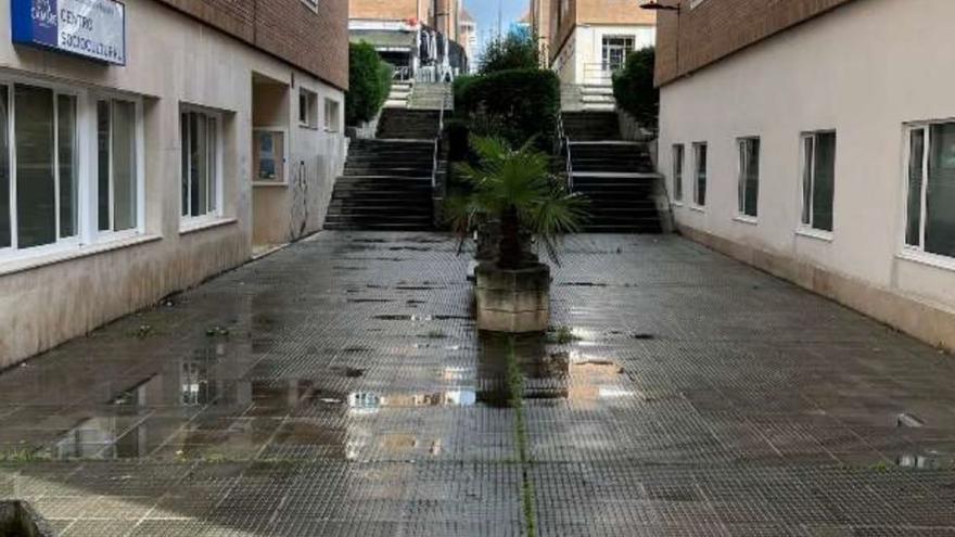 A pleno la reforma de la plaza Casares Quiroga que prevé atajar humedades