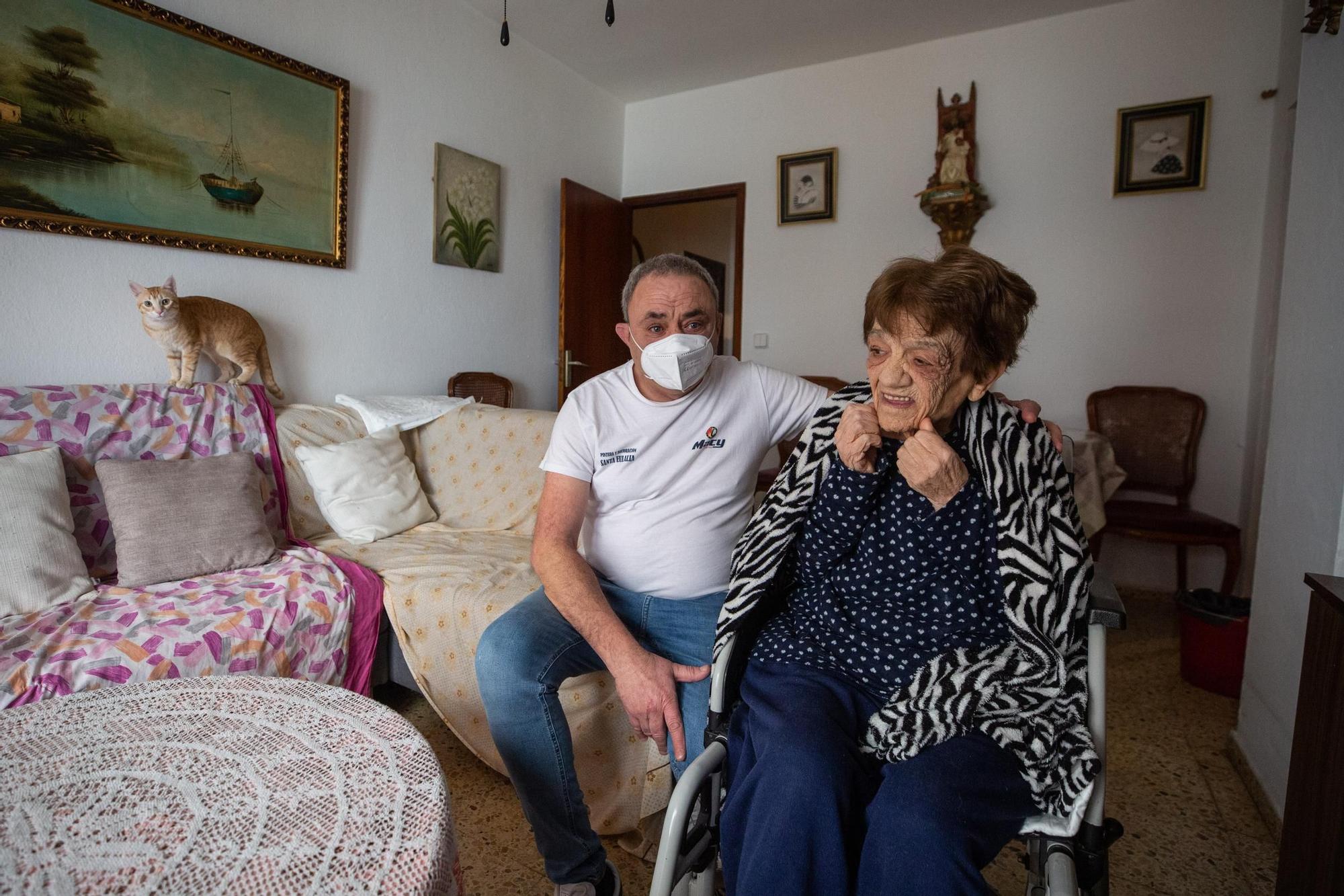 Nemesia, una anciana de Ibiza de 89 años y con alzhéimer, se queda en la calle