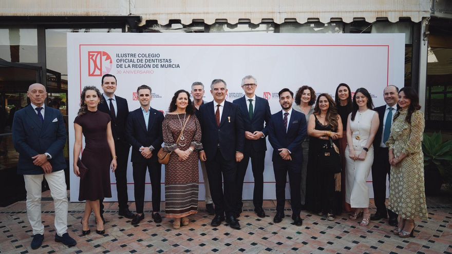 El Colegio de Dentistas celebra sus 30 años