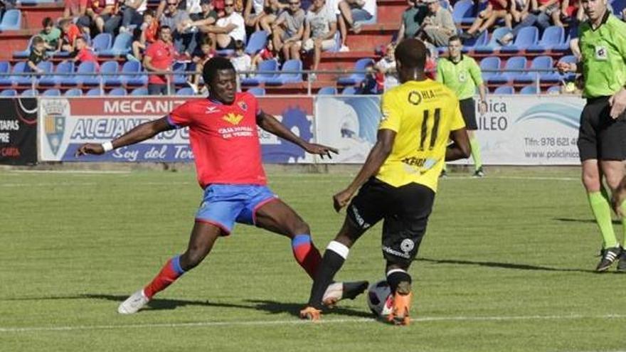 La cláusula de Bikoro iguala a las más altas de la plantilla