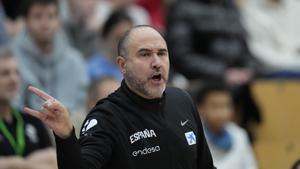 Chus Mateo, entrenador de la selección española de baloncesto.