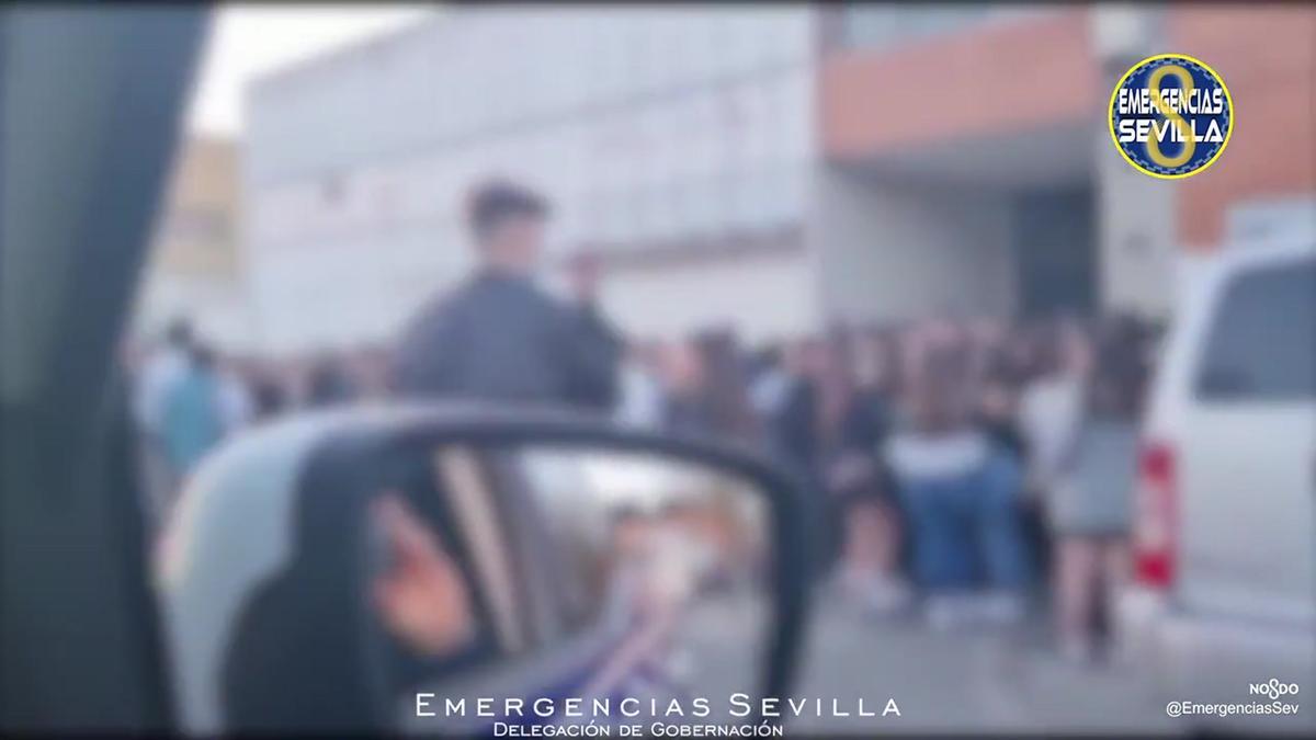 Más de 2000 menores de edad desalojados de una fiesta en Sevilla