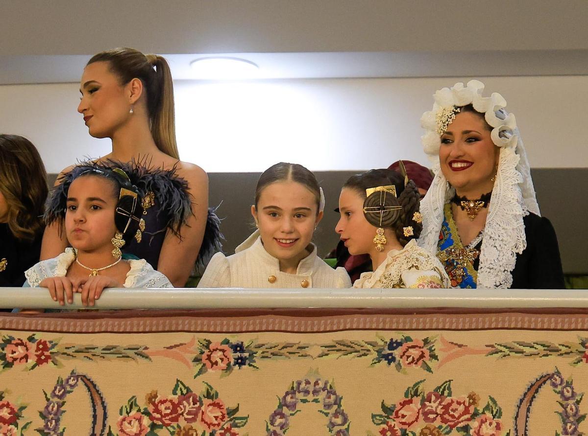 Lucía y Marta, la sociedad