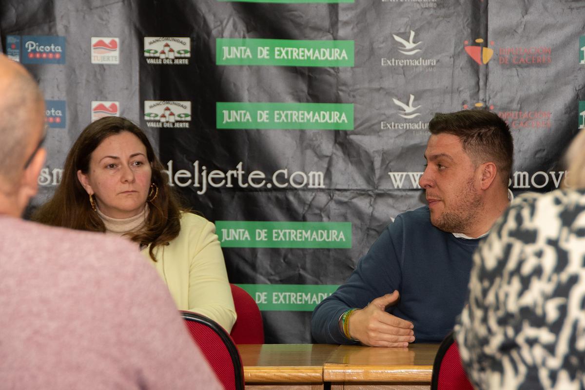 La Diputación de Cáceres y los municipios del valle del Jerte analizan la situación de la vivienda