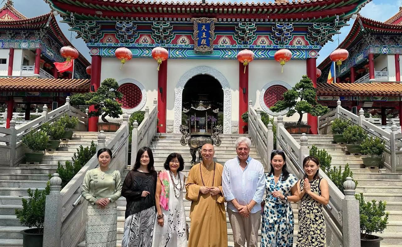 Vilanova en Hong Kong, promocionando el territorio cacereño.