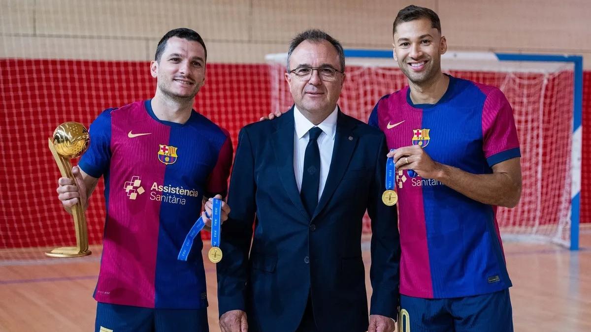 Aureli Más, con los campeones mundiales Dyego y Pito