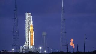 La NASA retrasa de nuevo el lanzamiento de Artemis I por tormenta tropical