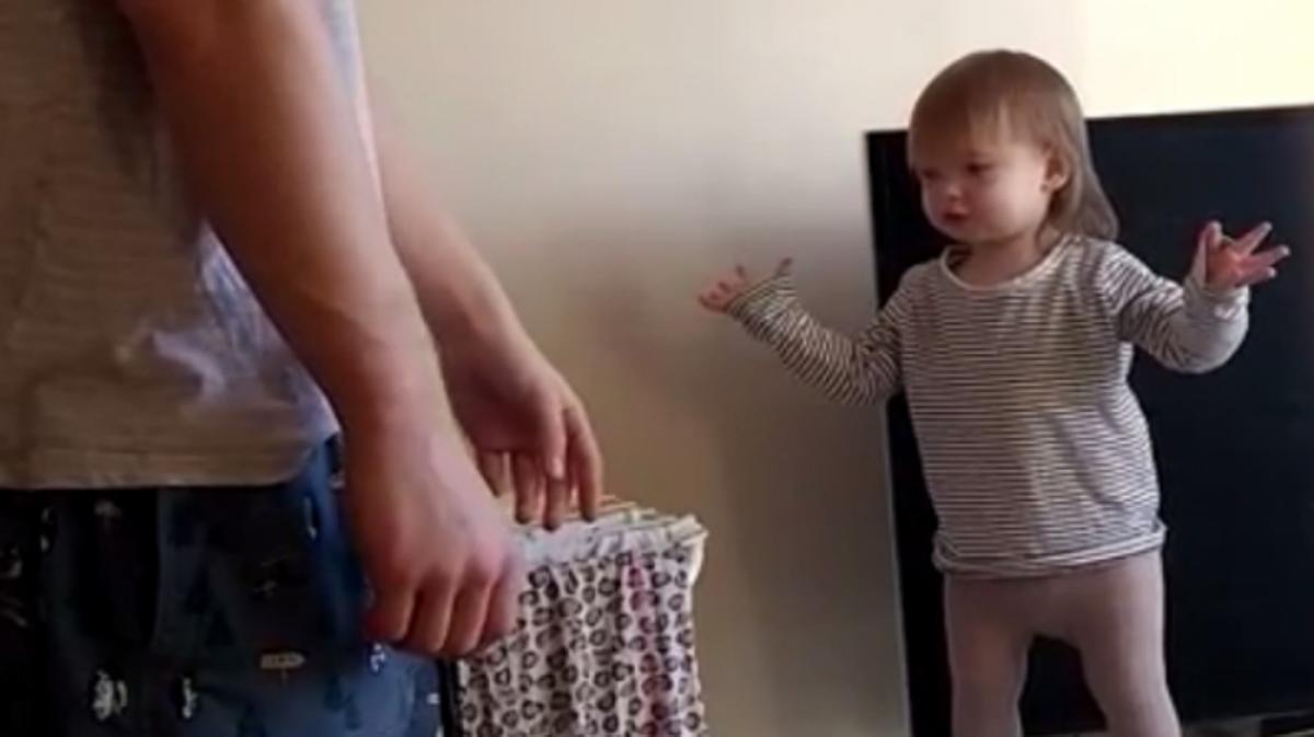 adorable-daddy-daughter-standoff