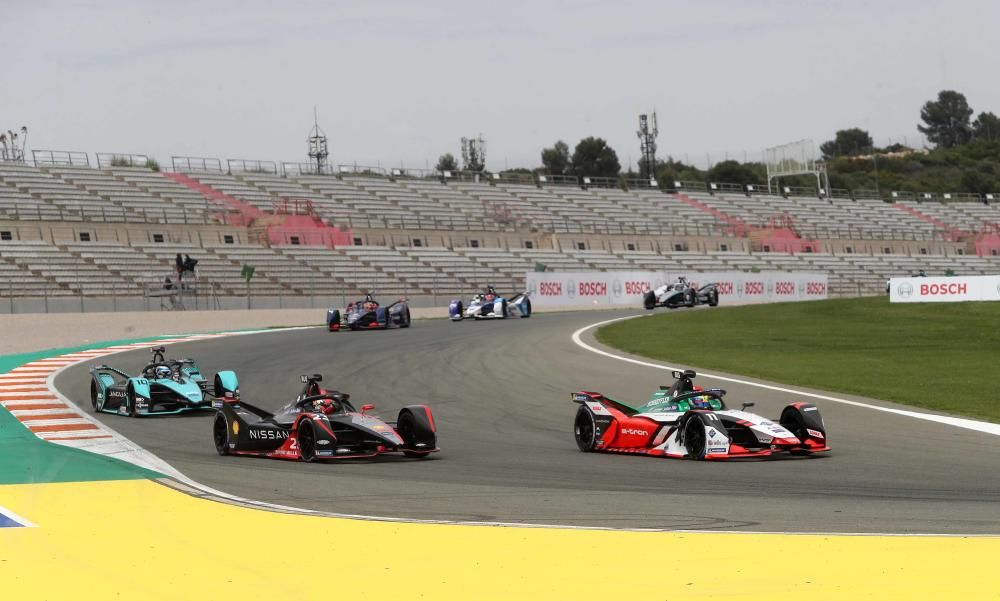 Domingo de carreras en Cheste con la Formula E