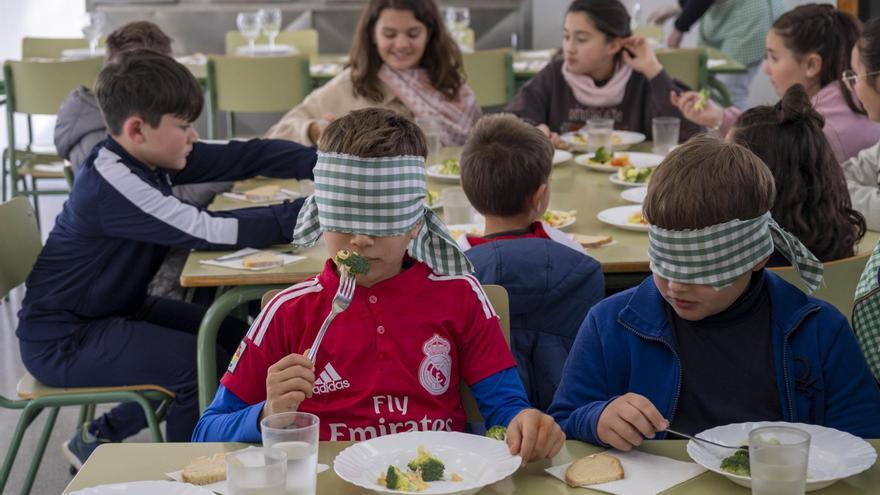 Citas a ciegas con el brócoli en Lorca por San Valentín