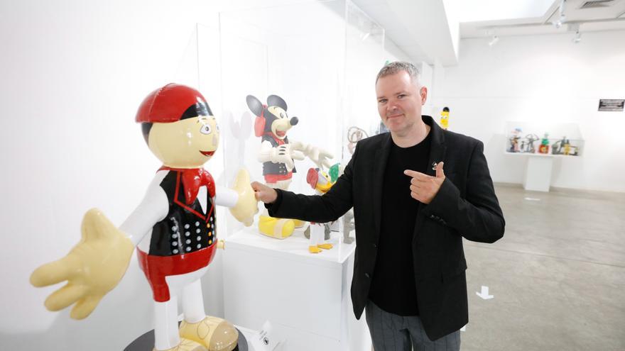 El arte del escultor de Ibiza Juan Carlos Tur para modelar desde un Mickey Mouse payés a un Pato Donald cubista