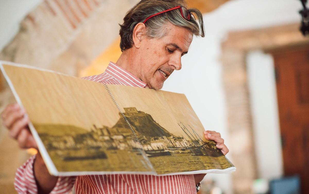 El historiador Javier Calvo