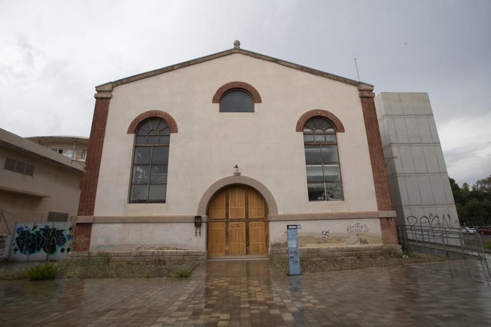 Comienza el traslado del archivo de AHM desde la nave que albergará el futuro Museo Industrial.