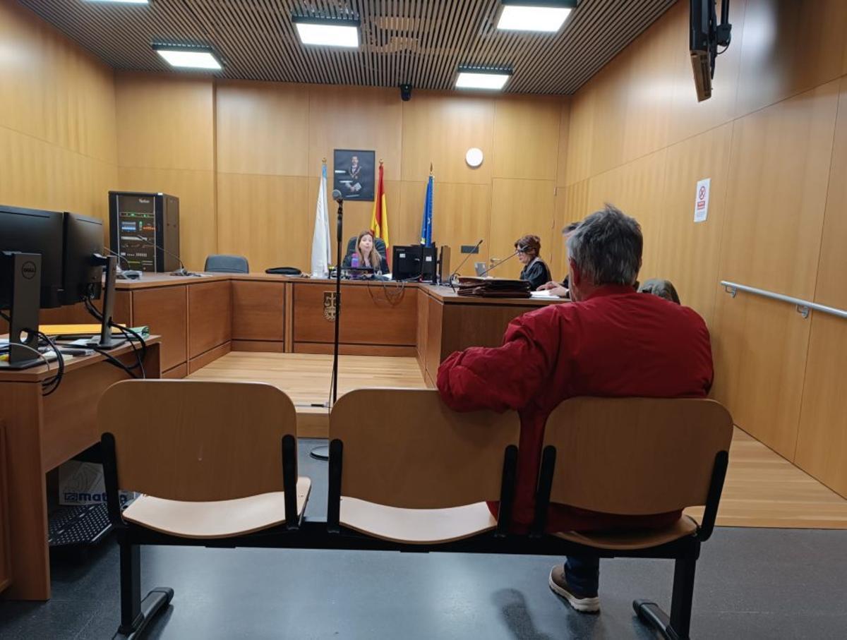 El conductor imprudente acepta la condena y estará un año sin carné. | FDV