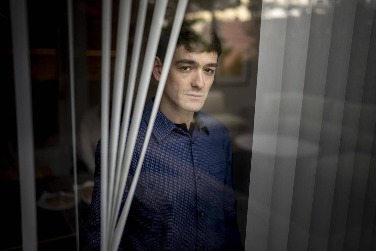 El escritor Pol Guasch, fotografiado en Barcelona.