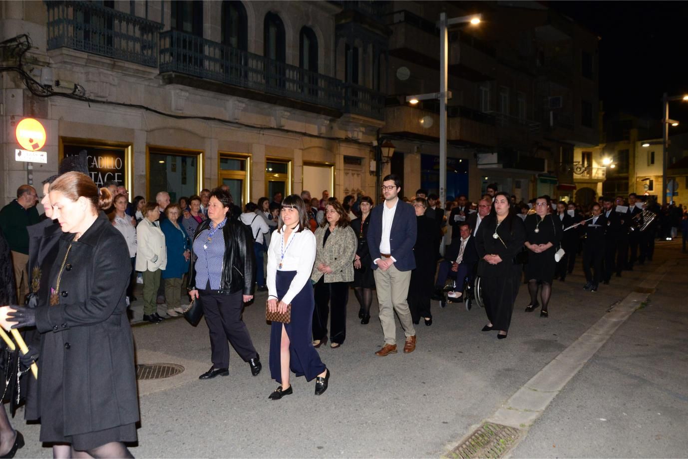 Cangas sintió el calor de la Virgen de los Dolores