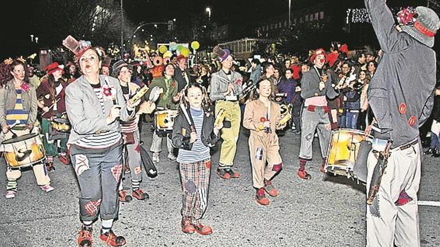 Miles de luces para iluminar a los reyes, que este año lanzan un mensaje de igualdad