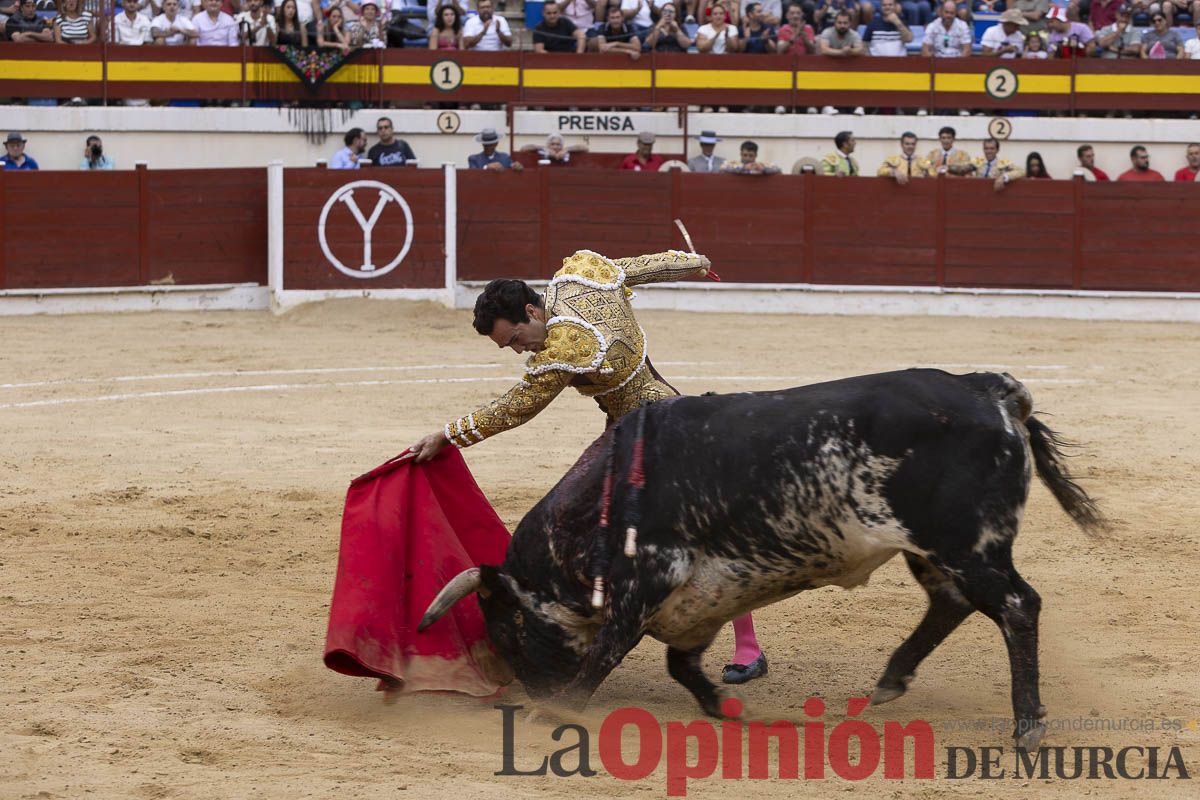 Tarde histórica en Abarán con la alternativa de José María Trigueros y el indulto de Tomás Rufo, junto a Castella salieron a hombros