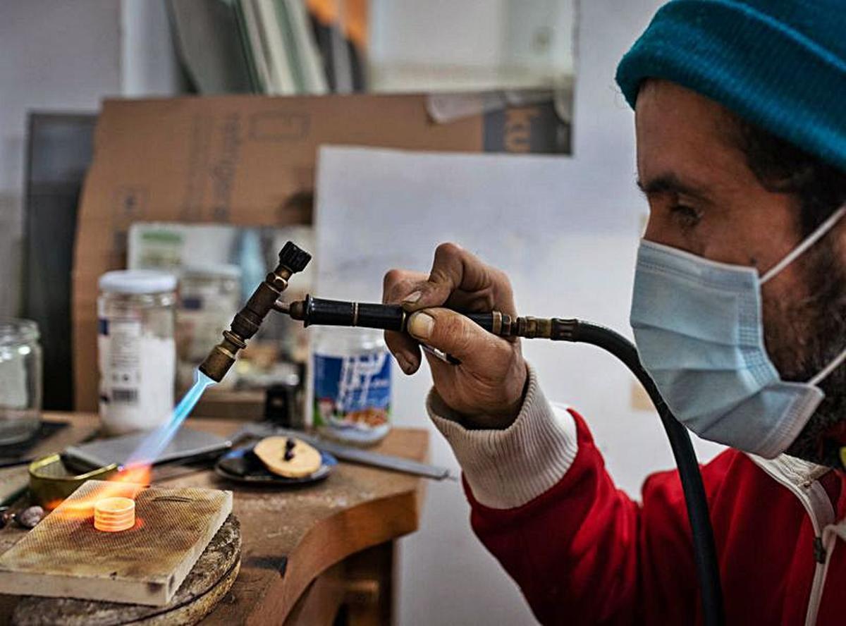 La eterna crisis de un artesano