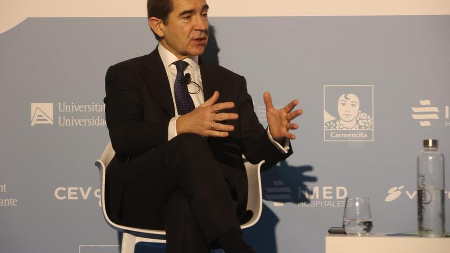 Torres (BBVA) confía en una resolución de Competencia en las &quot;próximas semanas&quot; y que la operación con el Sabadell esté concluida antes del verano