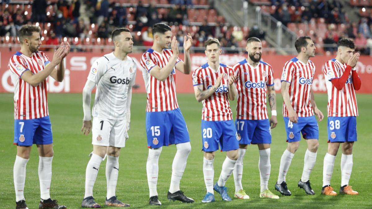 Els jugadors del Girona, 
abans de començar el partit
contra el Màlaga.  aniol resclosa | LALIGA