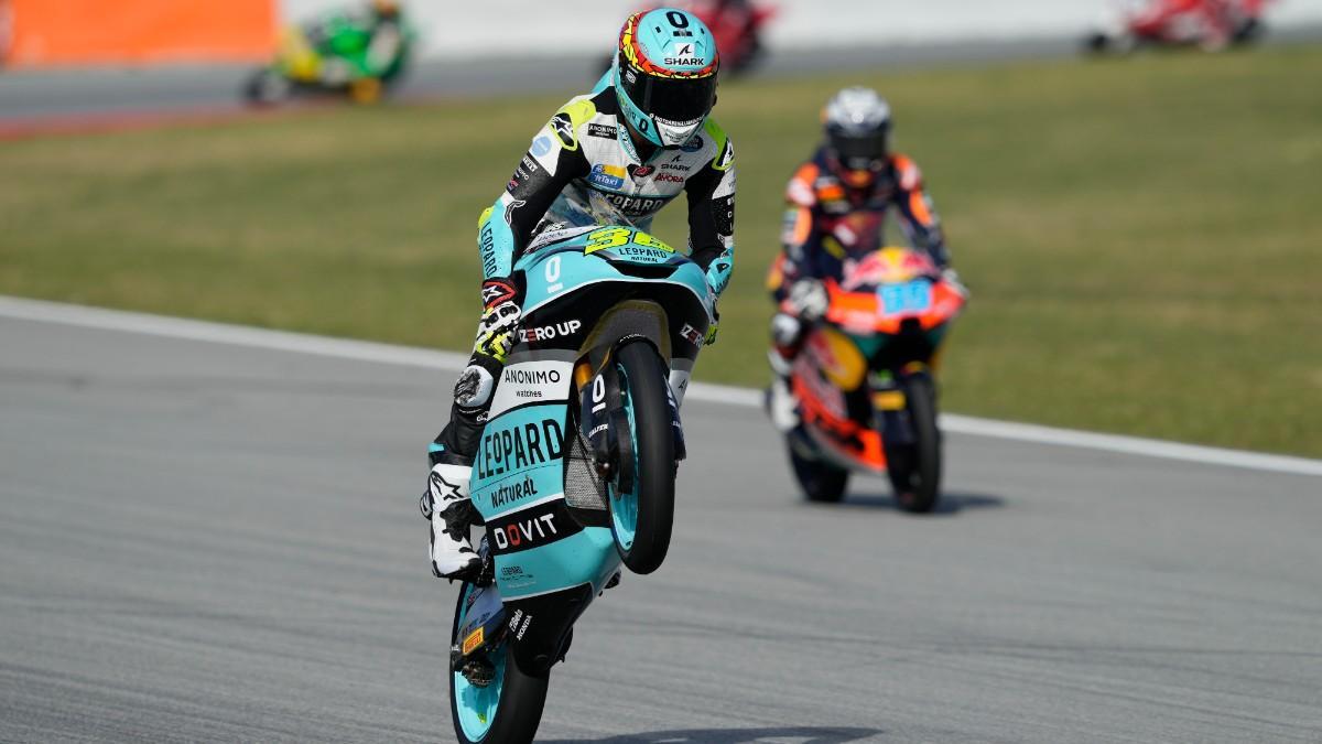 Ángel Piqueras se llevó la carrera de Moto 3 de San Marino