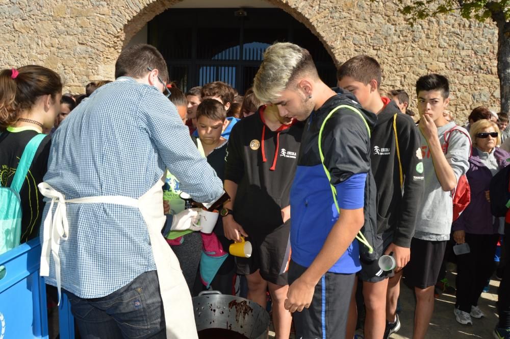 Els berguedans renoven el vot de poble i pugen a Queralt per celebrar Sant Marc