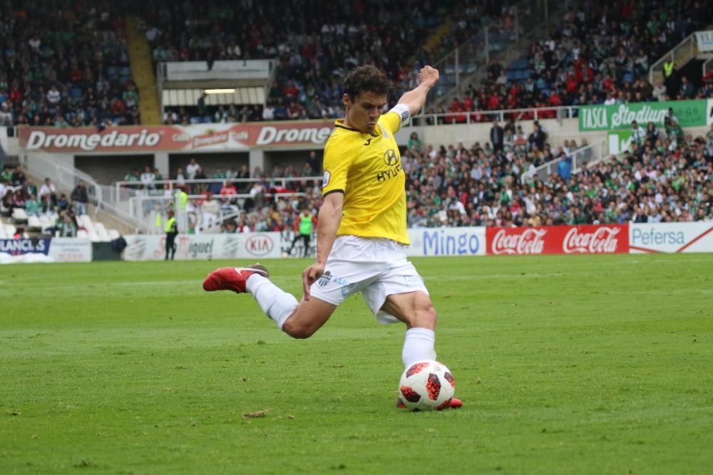 El Atlético Baleares sobrevive con nueve en El Sardinero