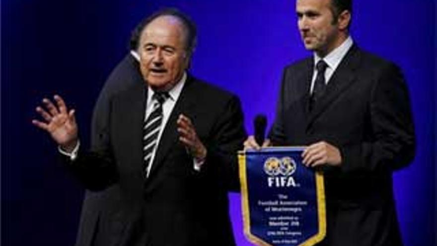 Blatter, reelegido presidente de la FIFA